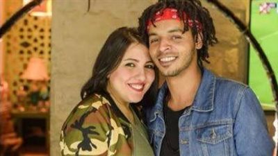 تعليق صادم.. مى كساب ترد علي شائعة انفصالها عن زوجها