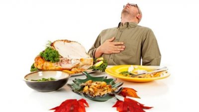 تجنب التخمة وعسر الهضم في العيد.. بهذه النصائح