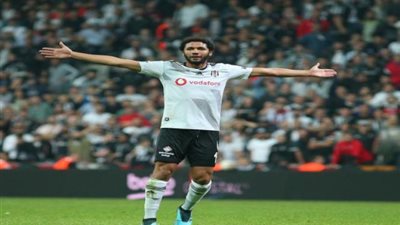 الننى يبحث عن فرصة في الدورى الانجليزى أو البقاء في بشكتاش