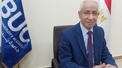 صفى الدين خربوش عميداً لكلية العلوم السياسية بجامعة بدر .. تعرف على سيرته الذاتية