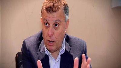 بالفيديو .. رئيس جامعة عين شمس يكشف تفاصيل أول جراحة روبوتية لإستئصال المرارة فى مصر