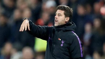 مدرب توتنهام السابق يتراجع عن اهانته لبرشلونة