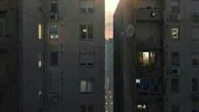 خطير .. الموجز تنفرد بصور حية للعبة الموت من أسطح المنازل