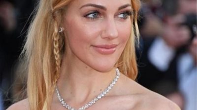 «السلطانة هويام» تبرز أنوثتها بأحدث إطلالة لها