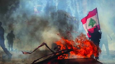 تفاصيل إطلاق نار على حافلة ركاب في لبنان