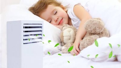 ما هي الطريقة الصحية لنوم طفلك في التكييف والمراوح؟.. تعرفي عليها