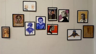 الفنون الجميلة بحلوان تنظم معرض «ابهار مصر» الثالث .. صور