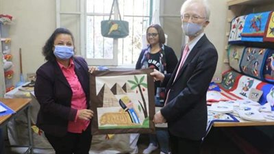 شاهد.. السفير الياباني يزور وحدة الصم بالكنيسة الأسقفية