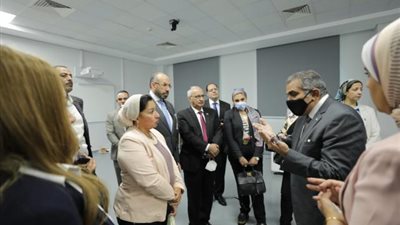 بالصور .. وفد من لجنة التعليم بمجلس النواب يزور جامعة الجلالة