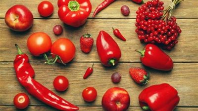 أطعمة باللون الأحمر لن تصدق فوائدها للجسم