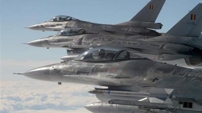 عاجل .. استمرار الغارات الإسرائيلية على مواقع عسكرية في ريف دمشق والجولان