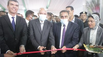 بتكلفة 20 مليون جنيه.. افتتاح مشروع ثلاجات تبريد وتجميد التمور بالواحات البحرية