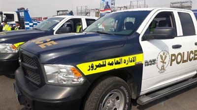 ضبط 3350 مخالفة لقائدى الدراجات النارية لعدم إرتداء الخوذة