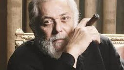 تزوج مرتين والسرطان أنهى حياته.. خلافه مع الزعيم وحكايته مع ”الساحر”.. حكايات محمود عبد العزيز