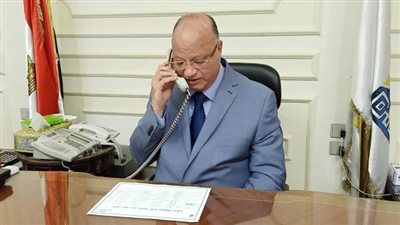 بالصورة .. اللواء خالد عبد العال يهنىء أوائل الثانوية العامة بالقاهرة