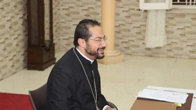 شاهد.. الأنبا باخوم يلتقي براهبات سيدة المحبة للراعي الصالح بشبرا