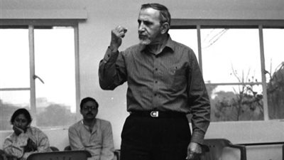 أبوه سعودي..وأمه كويتية..معلومات لا تعرفها عن أبو المسرح الهندي