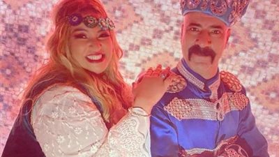 ويزو برفقة محمد سعد من كواليس مسرحيته الجديدة