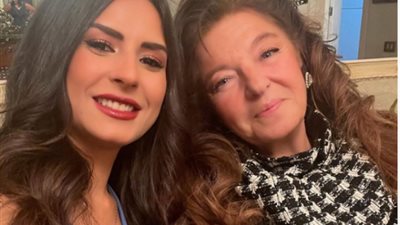 بعد اعتزالها.. أحدث ظهور للفنانة هدى رمزى