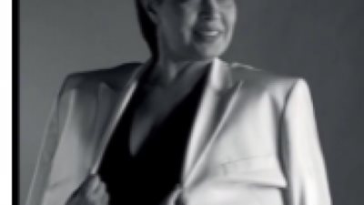 فيفى عبده بإطلالة فورمال فى أحدث ظهور لها