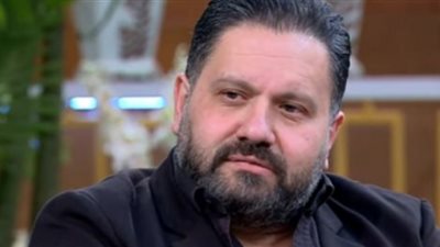 إدوارد يهاجم القس زكريا بطرس : مش هسمح لأي حد يعمل فتنه بينا