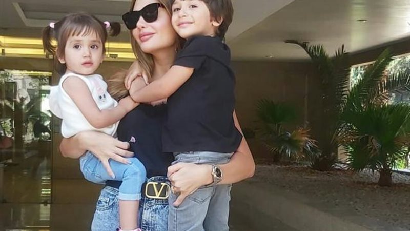 داليدا عياش وأبنائها