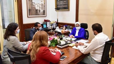 وزيرة الصحة تتابع سير العمل بمبادرة الرئيس لدعم صحة المرأة
