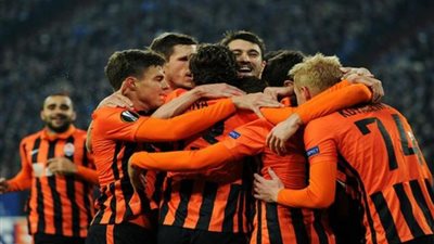 كوبنهاجن وشاختار يتأهلان لدور الثمانية بالدوري الأوروبي