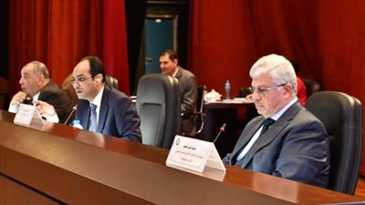 كيف شاركت الجامعات فى المشروع القومي لمحو الأمية ؟ .. «التعليم العالي» تجيب