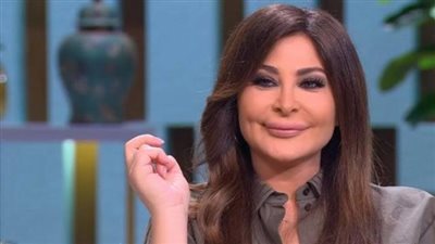 إليسا تتخطي مليون ونصف مشاهدة بأغنية ”حبة اهتمام”