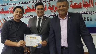 بالصور .. جامعة حلوان تنظم بطولة للشطرنج
