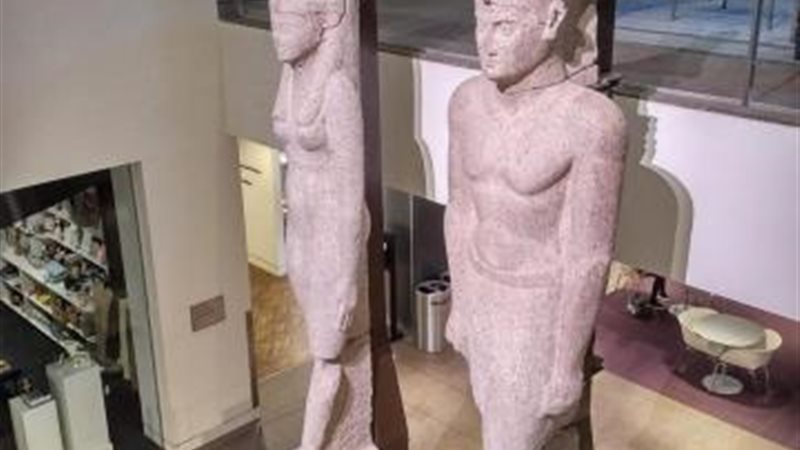 مصر تستعيد تمثالين