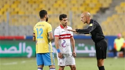 قبل مباراة اليوم.. ماذا قدم الحكم محمد عادل في 14 مباراة للزمالك و13 للمصري؟
