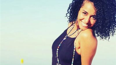 شاهد.. الظهور الأول لـ نانسي صلاح من المستشفى بعد إصابتها في إنفجار بيروت