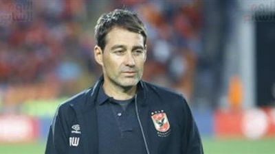 فايلر يتابع لقاء الزمالك والمصرى