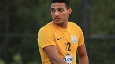 عصبية أحمد ياسر تتسبب في مغادرته لمباراة الزمالك والمصري