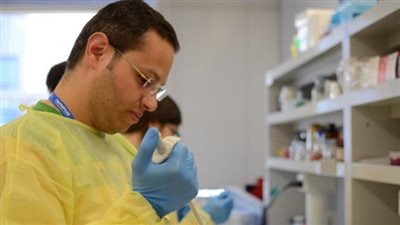 منقذ البشرية .. تعرف علي سعر  لقاح كورونا المرشح الأول لاعتماد منظمة الصحة العالمية