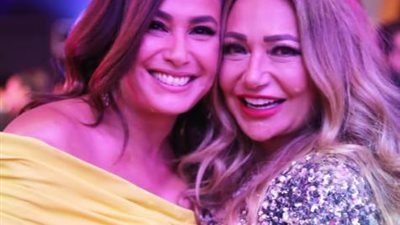 ليلي علوى تهنئ هند صبرى بعيد ميلادها