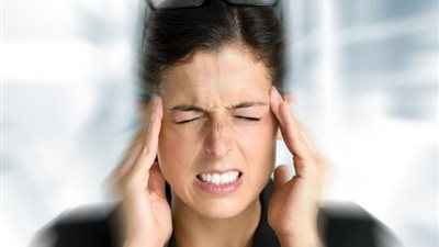 هل صداع التوتر يسبب خطورة على الانسان؟.. إليك الإجابة
