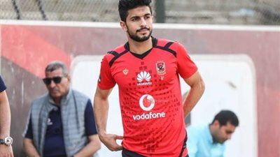 أيمن أشرف ينتظم في تدريبات الأهلي