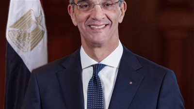 وزير الاتصالات يشارك في الدورة الرابعة للقمة العالمية للصناعة والتصنيع