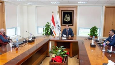 تنظيم الاتصالات يحقق فى واقعة مشاجرة ”فودافون ” الشهيرة .. إعرف التفاصيل