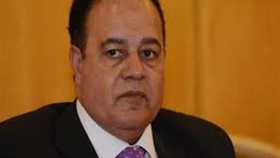 بعد نجاته من الموت.. تفاصيل الحادث الذى تعرض له جمال الشاعر وزوجته