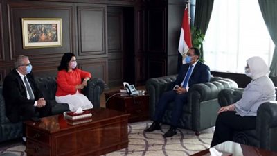 مدبولى يشكر ممثل الصحة العالمية في القاهرة بعد انتهاء فترته