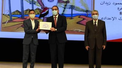 «المحطات النووية» تكرم علماء الذرة في حفلها السنوي الأول