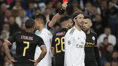 قبل مباريات اليوم.. أكثر 5 لاعبين حصولاً على بطاقات حمراء بدوري ابطال اوروبا