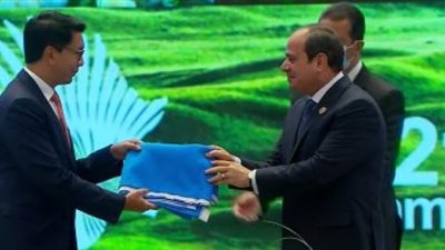 السيسى يتسلم رئاسة ”الكوميسا” من رئيس مدغشقر