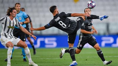 يوفنتوس يودع دوري الأبطال أمام ليون بالهدف الاعتباري