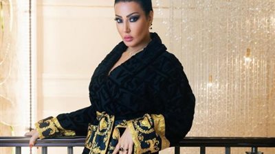 سمية الخشاب تتألق بالبشكير فى أحدث جلسة تصوير