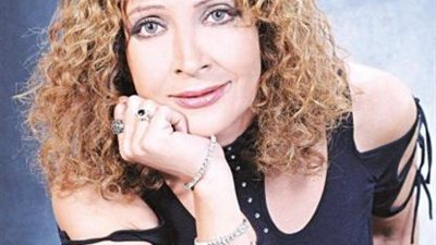 تيسير فهمى تكشف حقيقة وفاة شقيقها جراء حريق شب فى المستشفى